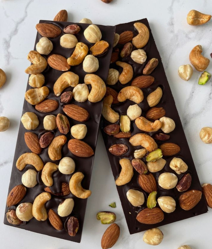 Roasted Dry fruits Dark chocolate{80 GRAMS}