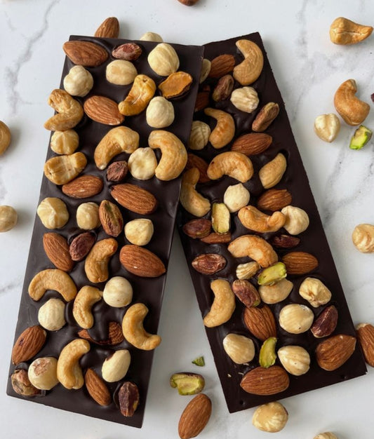 Roasted Dry fruits Dark chocolate{80 GRAMS}
